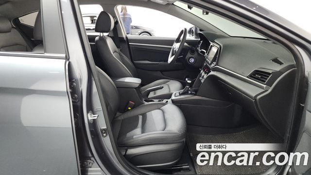 Hyundai Avante (AD) 1.6 Style 2020 — фото 26