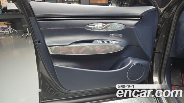 Genesis GV70 2.5T Gasoline 2WD 2023 — фото 24