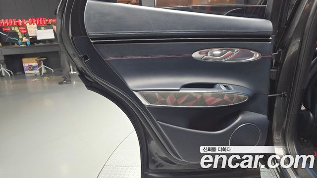 Genesis GV70 2.5T Gasoline 2WD 2023 — фото 25
