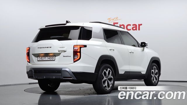 KG Mobility (SsangYong) Torres Gasoline 1.5 2WD T7 2023 — фото 2