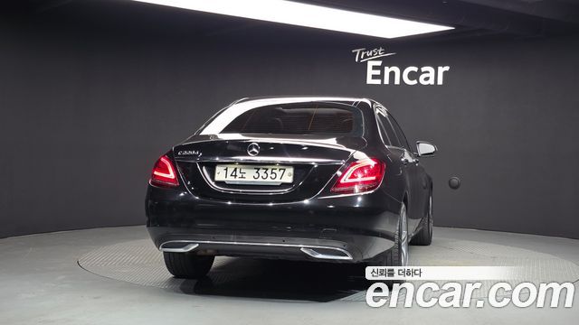 Mercedes-Benz C-Class (W205) C220 d Avantgarde 2019 — фото 4