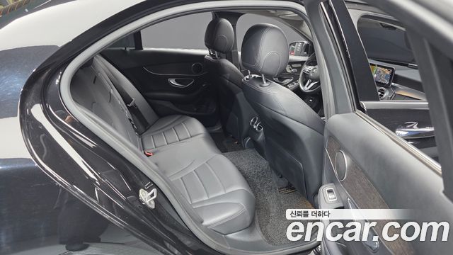 Mercedes-Benz C-Class (W205) C220 d Avantgarde 2019 — фото 12