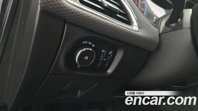 Chevrolet Cruze 1.4 Turbo LS 2017 — фото 16