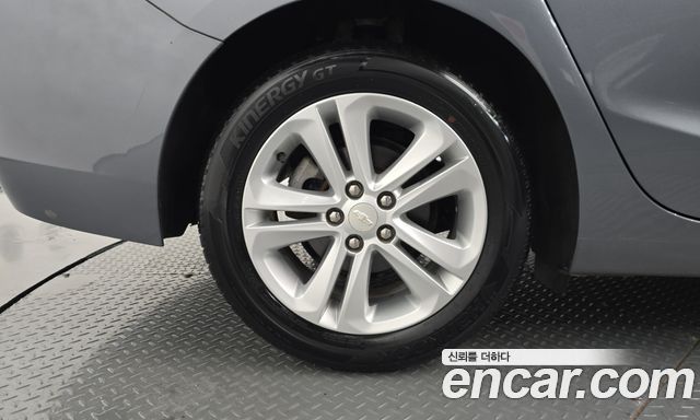 Chevrolet Cruze 1.4 Turbo LS 2017 — фото 21