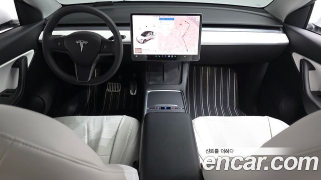 Tesla Model Y Long Range AWD 2021 — фото 7