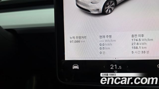 Tesla Model Y Long Range AWD 2021 — фото 8