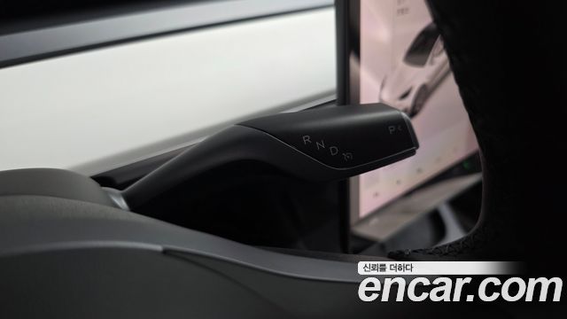 Tesla Model Y Long Range AWD 2021 — фото 9