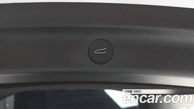 Tesla Model Y Long Range AWD 2021 — фото 35