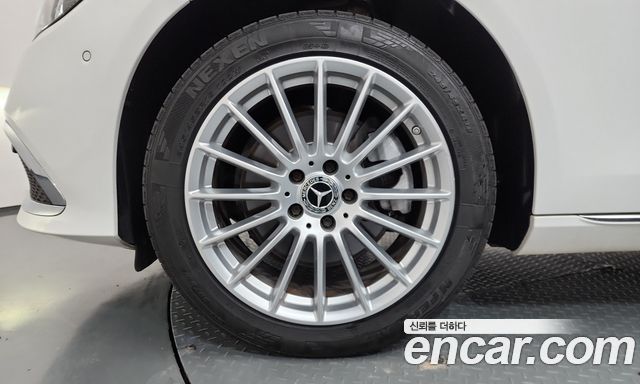 Mercedes-Benz E-Class (W213) E220d 4MATIC Exclusive 2021 — фото 5