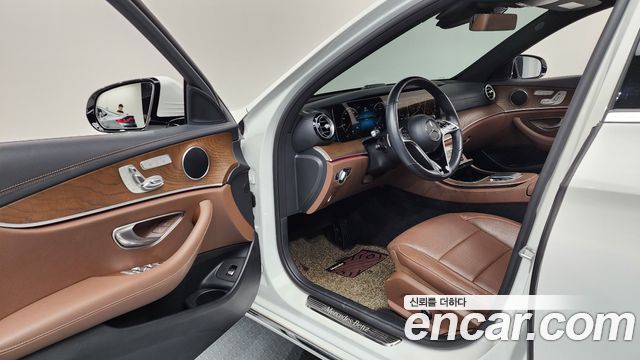 Mercedes-Benz E-Class (W213) E220d 4MATIC Exclusive 2021 — фото 10