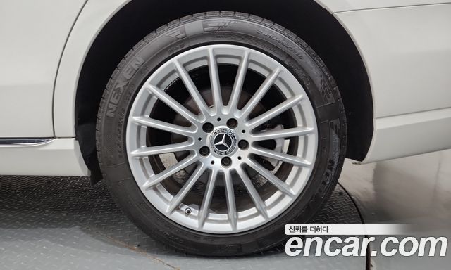 Mercedes-Benz E-Class (W213) E220d 4MATIC Exclusive 2021 — фото 21