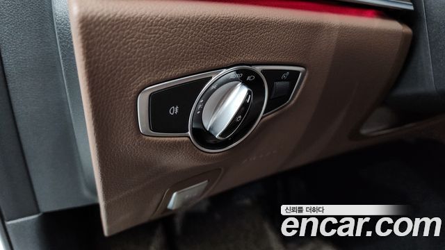 Mercedes-Benz E-Class (W213) E220d 4MATIC Exclusive 2021 — фото 27