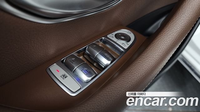 Mercedes-Benz E-Class (W213) E220d 4MATIC Exclusive 2021 — фото 29