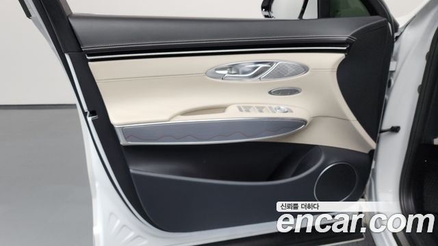 Genesis GV70 2.5T Gasoline 2WD 2023 — фото 24