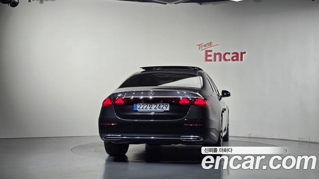 Mercedes-Benz E-Class (W214) E300 4MATIC Exclusive 2024 — фото 4