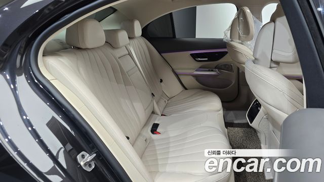 Mercedes-Benz E-Class (W214) E300 4MATIC Exclusive 2024 — фото 15