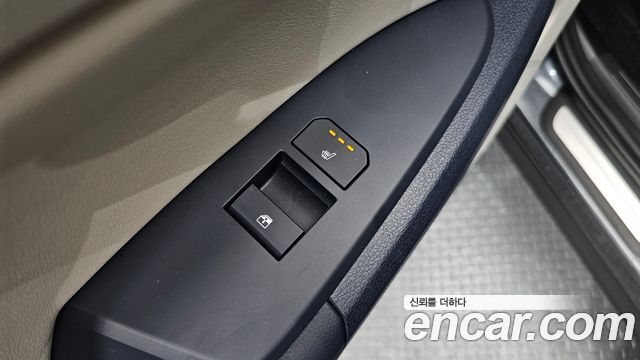 Kia Sportage (V) Gasoline 1.6 Turbo 2WD Signature 2025 — фото 19