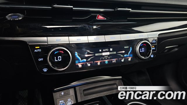 Genesis G80 (RG3) Gasoline 2.5 Turbo 2WD 2024 — фото 17