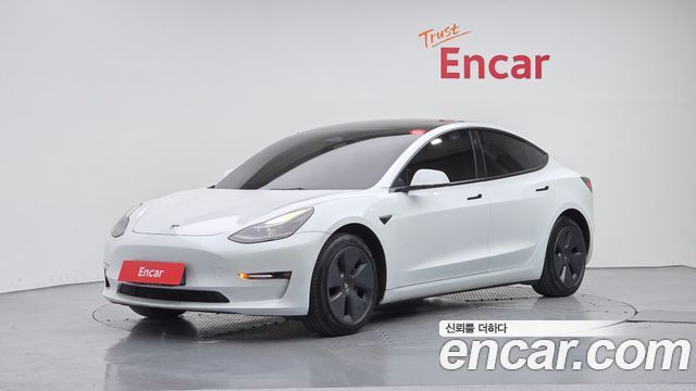 Tesla Model 3 Long Range AWD 2022 — фото 1