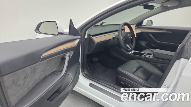 Tesla Model 3 Long Range AWD 2022 — фото 10