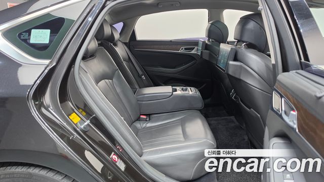 Genesis G80 3.3 GDI AWD Prestige 2018 — фото 11