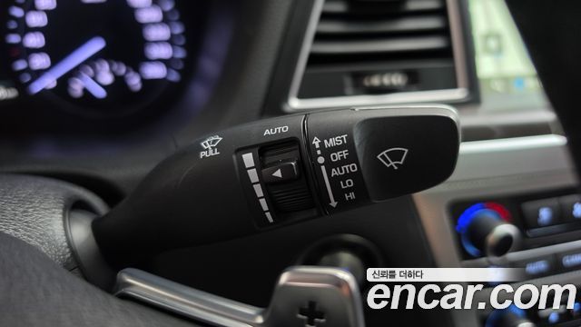 Genesis G80 3.3 GDI AWD Prestige 2018 — фото 38