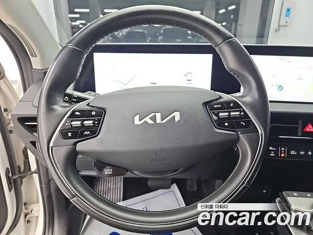 Kia EV6 Long Range Air 2022 — фото 9