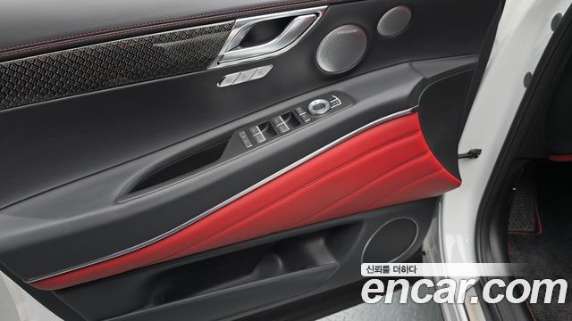 Genesis GV80 Coupe 2.5T Gasoline AWD 2024 — фото 30