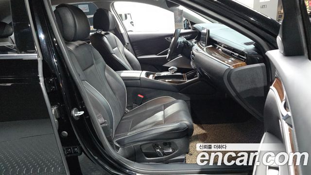 Kia K9 3.8 GDI AWD PlatinumⅡ 2019 — фото 12