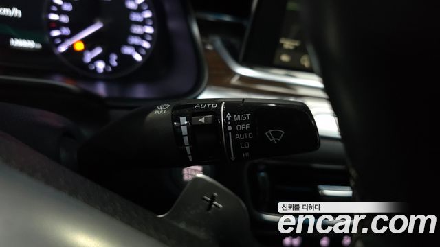 Kia K9 3.8 GDI AWD PlatinumⅡ 2019 — фото 36