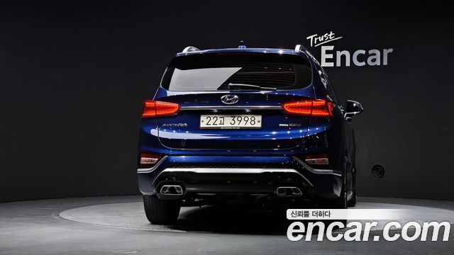 Hyundai Santa Fe (TM) Diesel 2.2 4WD Inspiration 2019 — фото 4