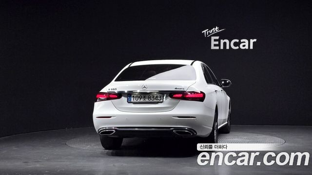 Mercedes-Benz E-Class (W213) E350 4MATIC Avantgarde 2022 — фото 4