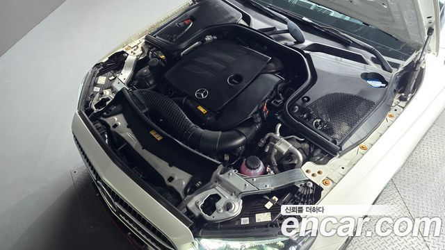 Mercedes-Benz E-Class (W213) E350 4MATIC Avantgarde 2022 — фото 6
