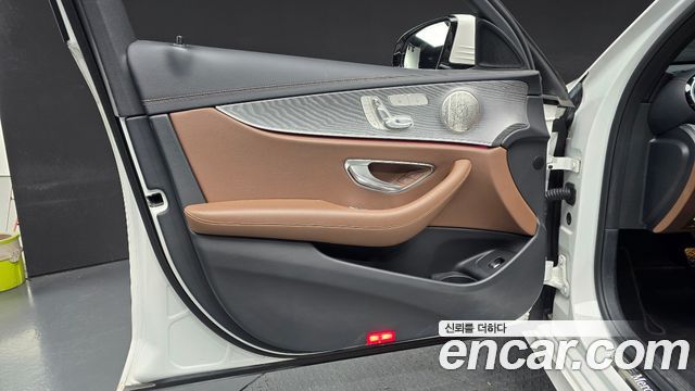 Mercedes-Benz E-Class (W213) E350 4MATIC Avantgarde 2022 — фото 24
