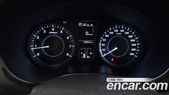 Hyundai Aslan G300 Modern Basic 2016 — фото 8