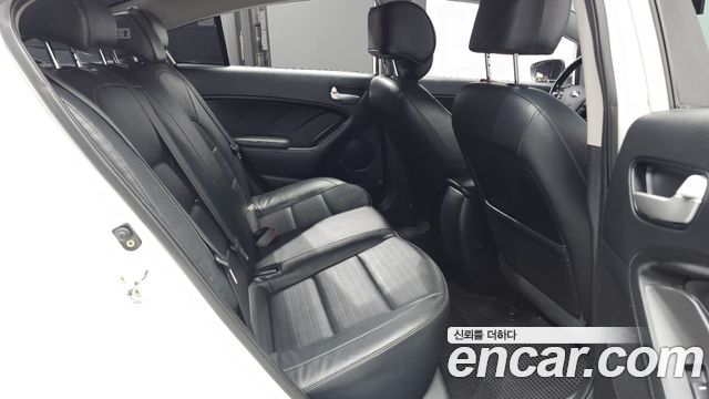 Kia K3 Diesel Trendy 2018 — фото 11
