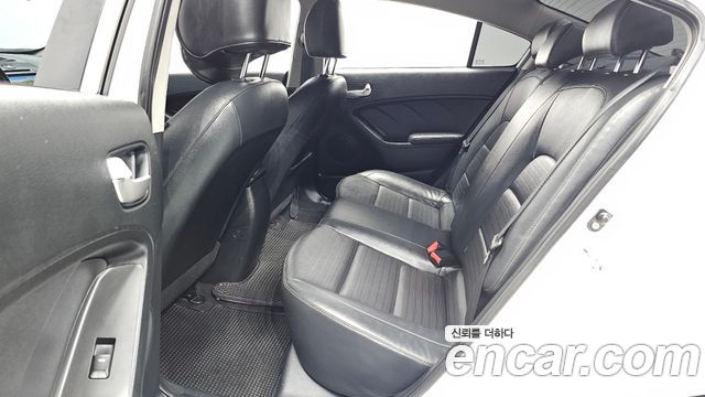 Kia K3 Diesel Trendy 2018 — фото 12