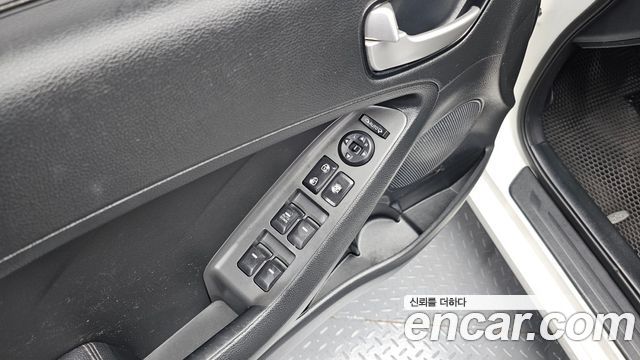 Kia K3 Diesel Trendy 2018 — фото 13
