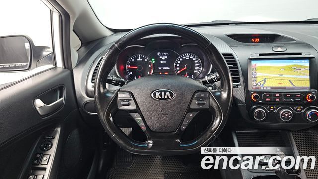 Kia K3 Diesel Trendy 2018 — фото 15