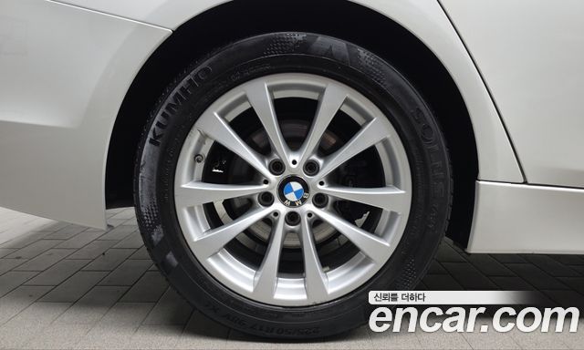 BMW 3 Series (F30) 320d 2017 — фото 5