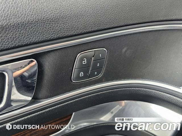 Ford Explorer 2.3 Limited 4WD 5th 2018 — фото 16