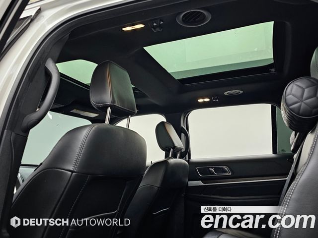 Ford Explorer 2.3 Limited 4WD 5th 2018 — фото 18