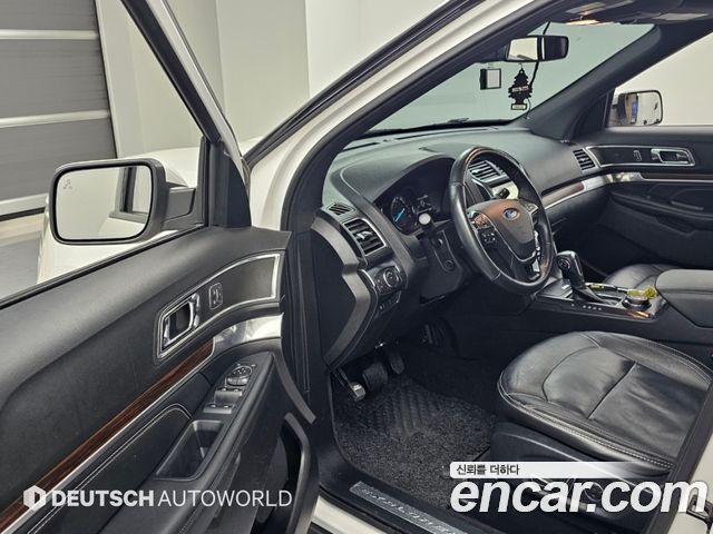 Ford Explorer 2.3 Limited 4WD 5th 2018 — фото 20
