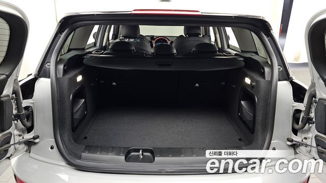 MINI Cooper Clubman Classic Launch Pack 2nd Gen 2023 — фото 20