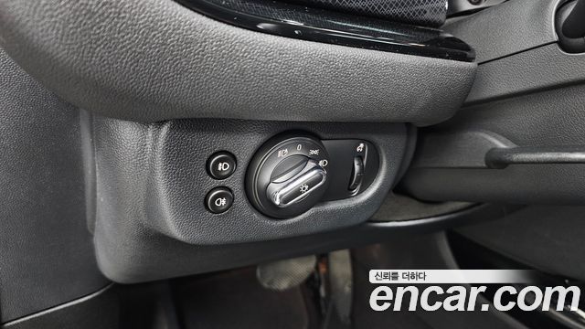 MINI Cooper Clubman Classic Launch Pack 2nd Gen 2023 — фото 29