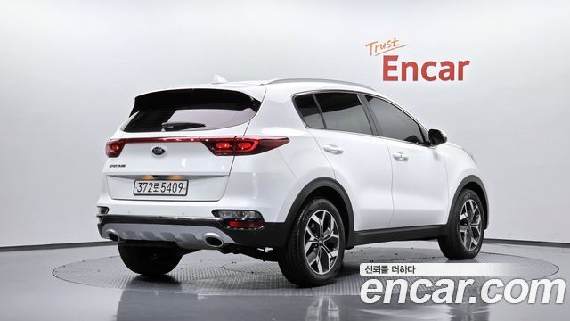 Kia Sportage The Bold Diesel 2.0 2WD Prestige 2021 — фото 2