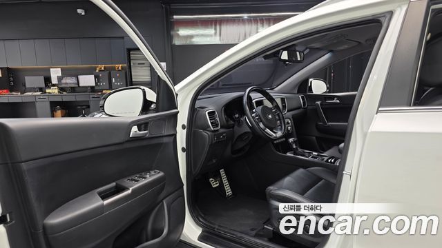 Kia Sportage The Bold Diesel 2.0 2WD Prestige 2021 — фото 10