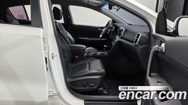Kia Sportage The Bold Diesel 2.0 2WD Prestige 2021 — фото 11