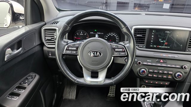Kia Sportage The Bold Diesel 2.0 2WD Prestige 2021 — фото 13