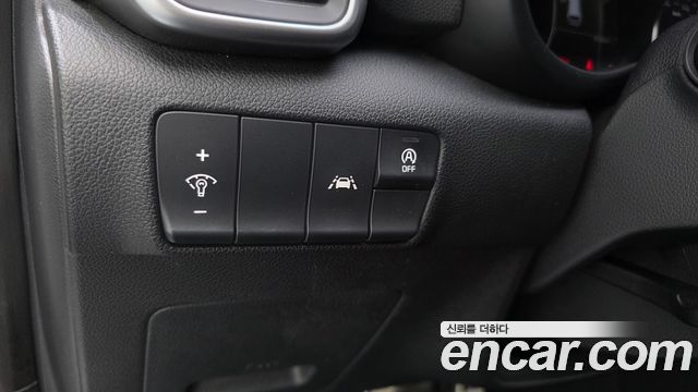 Kia Sportage The Bold Diesel 2.0 2WD Prestige 2021 — фото 17